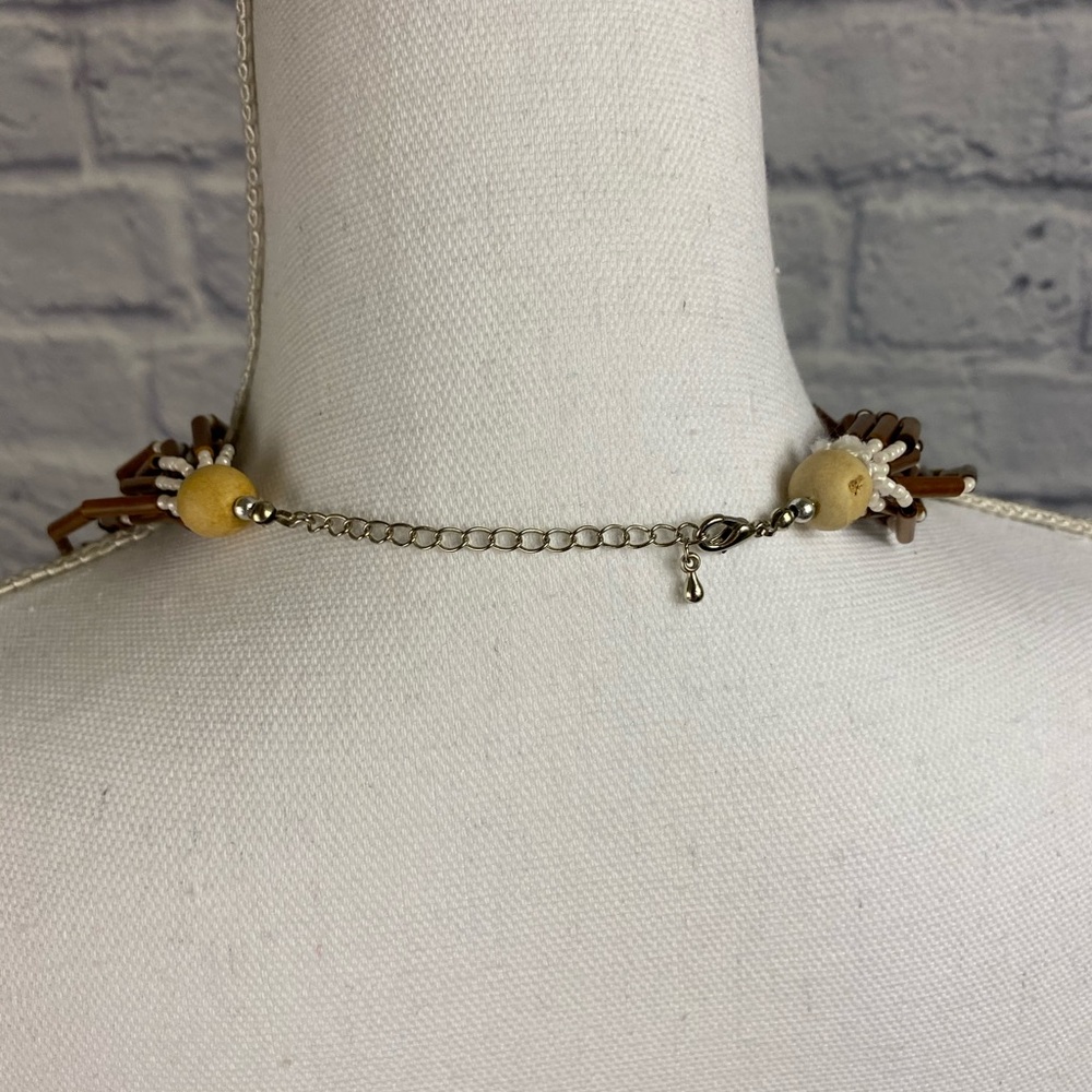 Shell beaded necklace - Picture 3 of 5